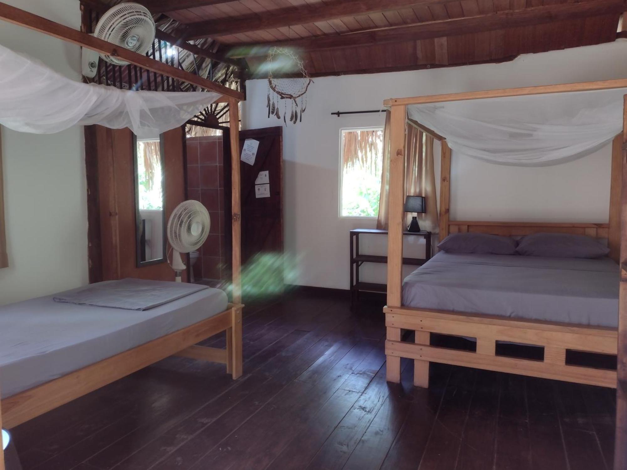 Sexto Sentido Cabanas & Pan Frances Palomino Zimmer foto