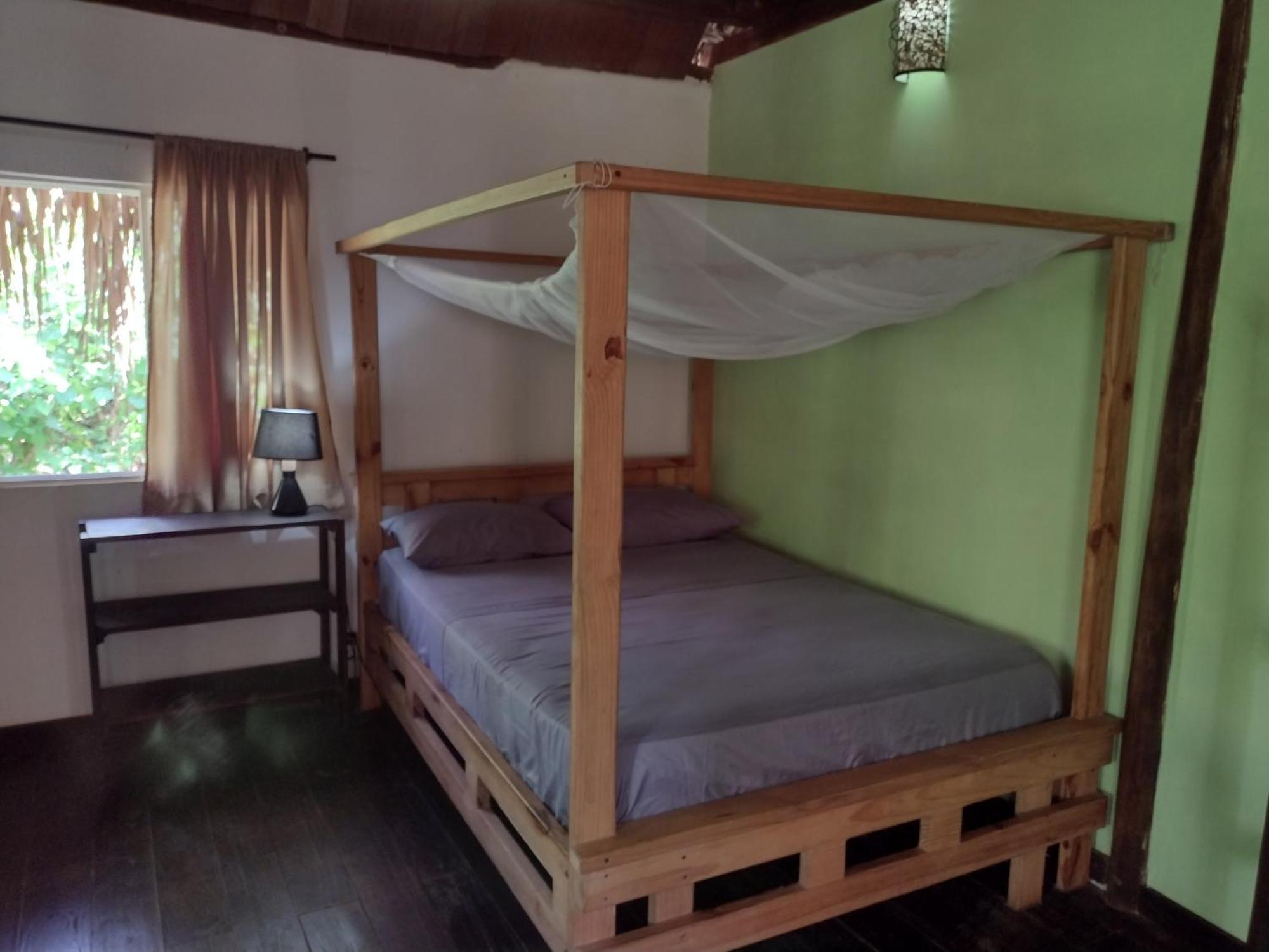 Sexto Sentido Cabanas & Pan Frances Palomino Zimmer foto