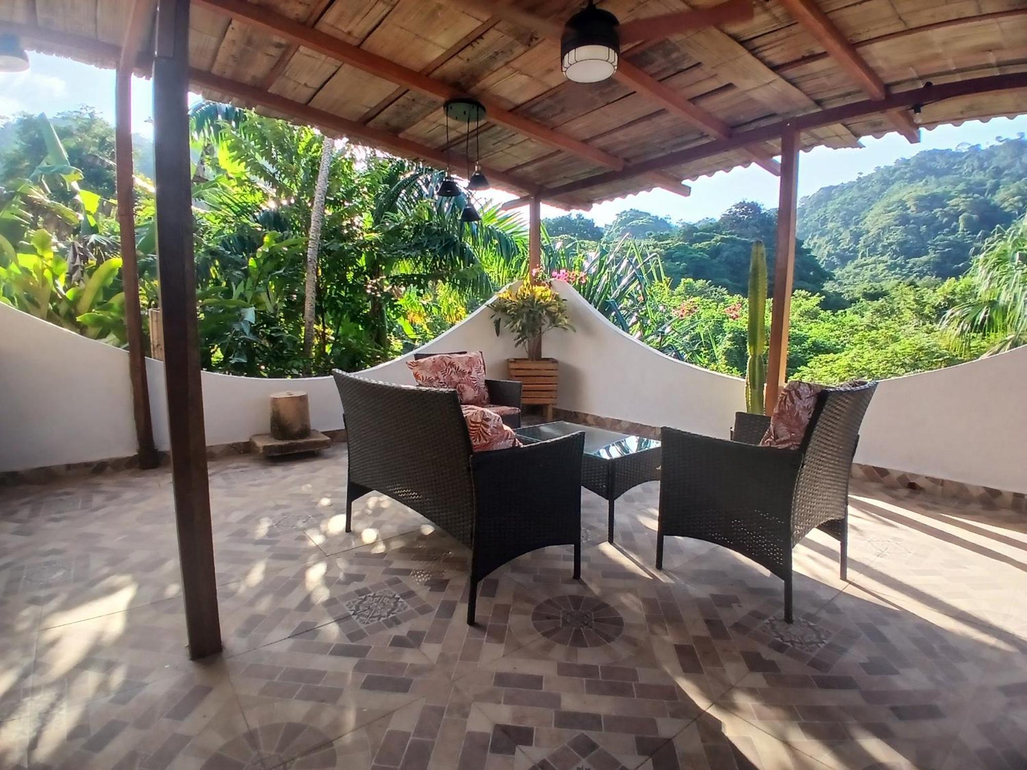 Sexto Sentido Cabanas & Pan Frances Palomino Zimmer foto